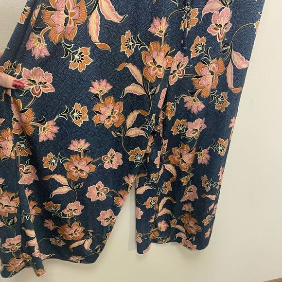 Floral Tube Top Jumpsuit Tie Waist Crop Leg Navy XS (1o1) - Picture 4 of 9